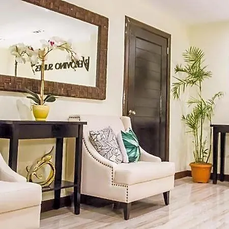 Verovino Suites